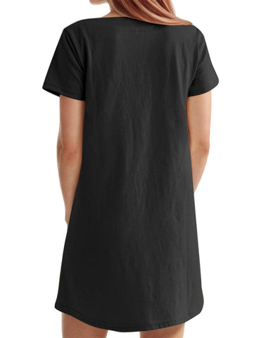 Damska sukienka mini z kwadratowym dekoltem i kieszeniami