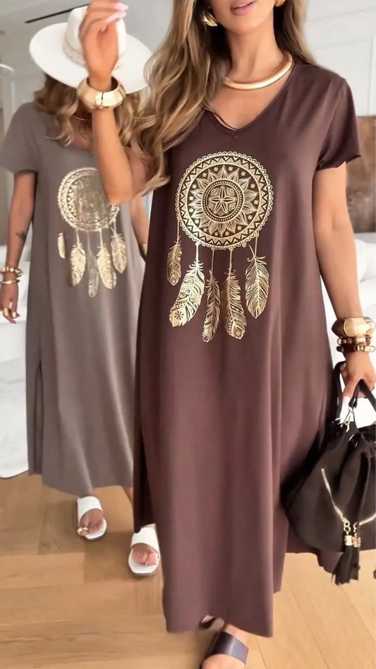 Damska sukienka swobodna z dekoltem w serek i nadrukiem