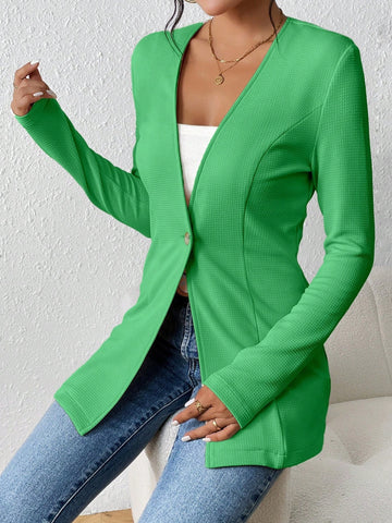 Damska modna marynarka jednokolorowa zapinana na jeden guzik