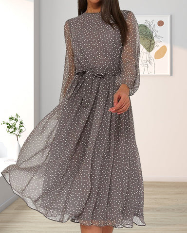 Elegancka sukienka w kropki